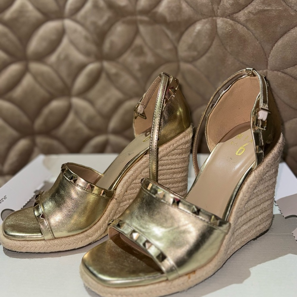 Mix No. 6 Gold Wedge Shoes